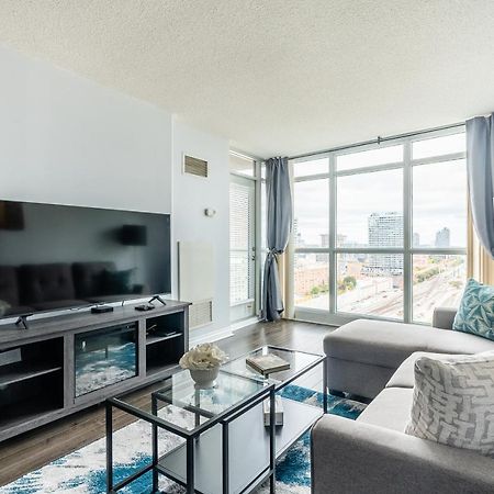 Globalstay Yonge St Condos Toronto Dış mekan fotoğraf