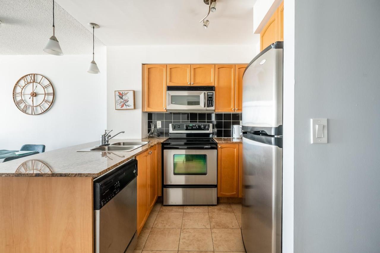 Globalstay Yonge St Condos Toronto Dış mekan fotoğraf