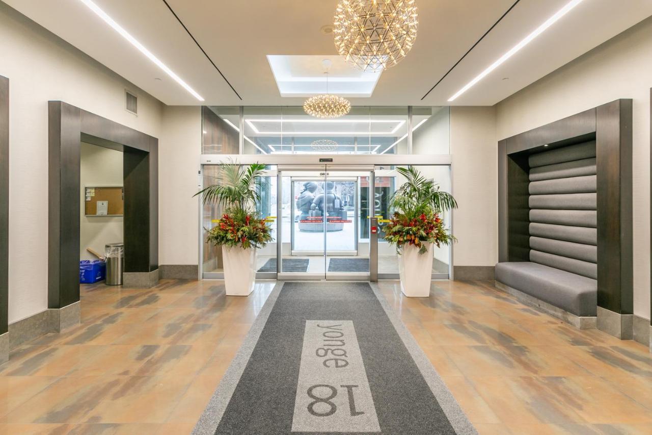 Globalstay Yonge St Condos Toronto Dış mekan fotoğraf