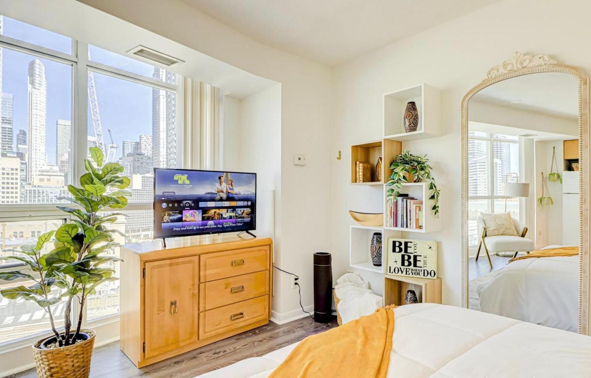 Globalstay Yonge St Condos Toronto Dış mekan fotoğraf