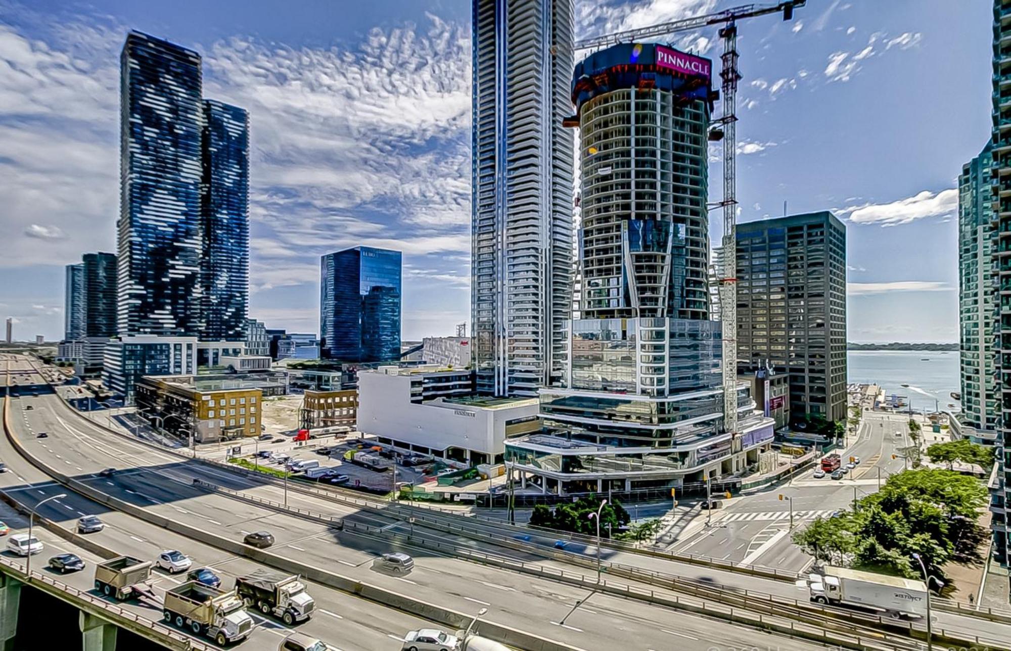 Globalstay Yonge St Condos Toronto Dış mekan fotoğraf